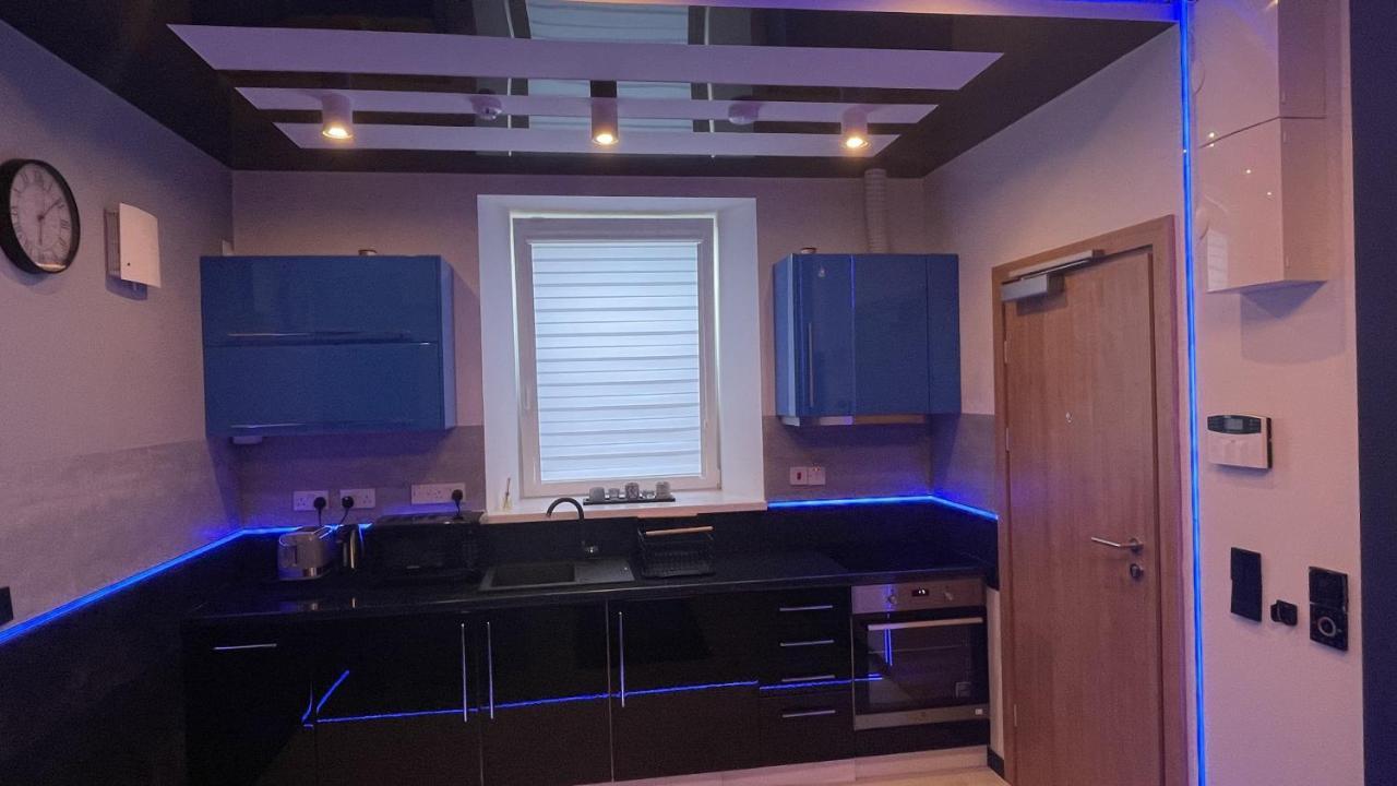 #1 Tgha Luxury Studio Apartment In Athlone Exteriör bild